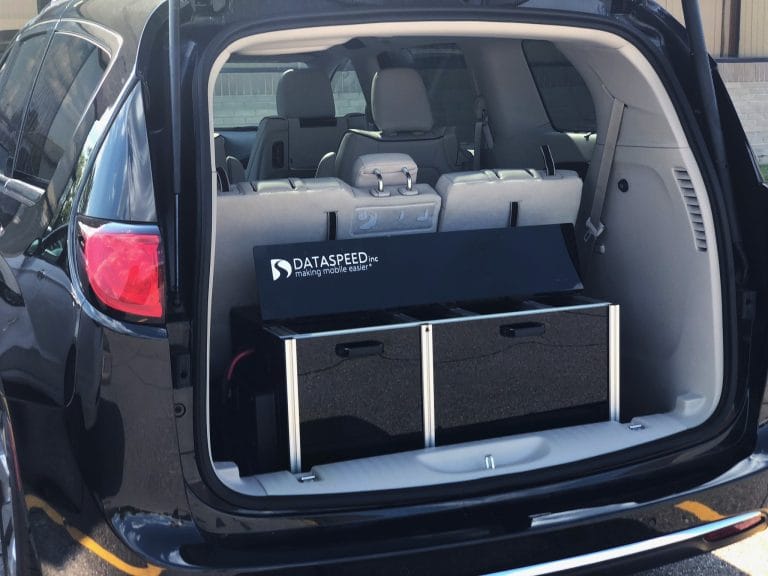 Active Cooling Storage Rack in Chrysler Pacifica